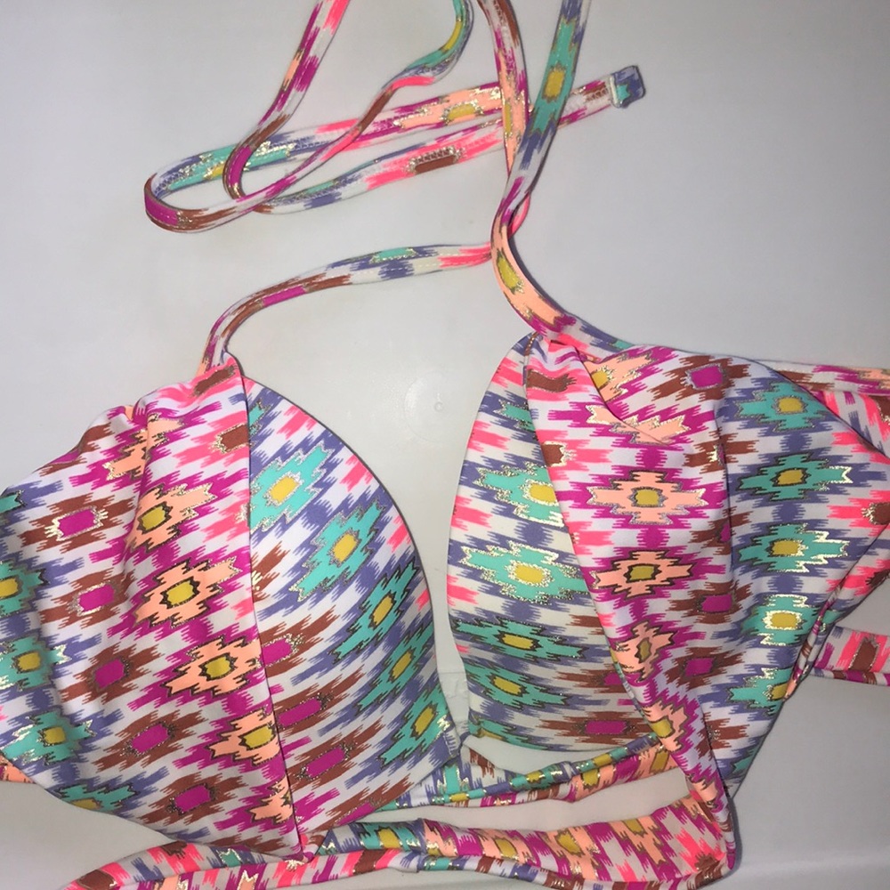 - 36B VICTORIA'S SECRET SWIM WRAP HALTER